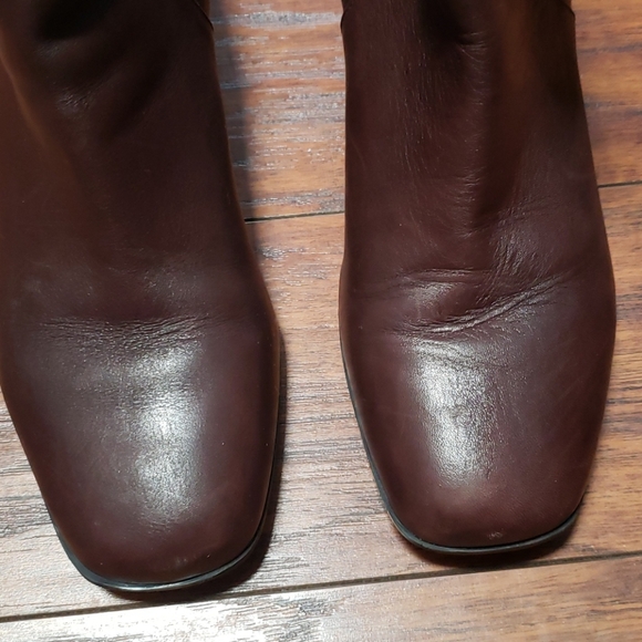 Nine West Brown Ankle Boots with Gold Buckle - Picture 3 of 13